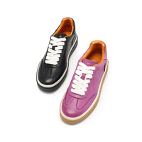 Chaussures de marche à lacets pour femmes avec empeigne en cuir véritable, antidérapantes, talon plat