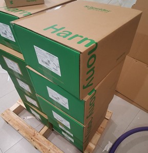 HMIGTO5310 Sch-neider 100% Neuf et Original Harmony <span class=keywords><strong>GTO</strong></span> Panneau Tactile Haut de Gamme 640*480 VGA 10.4" TFT 96 MB - Product Image 4