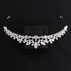 Diadème de Mariage É<span class=keywords><strong>l</strong></span>égant en Cristal Doré <span class=keywords><strong>Marquise</strong></span>, Couronne Nuptiale Romantique en Forme de Feuille, Coiffe Vintage Florale en Strass pour Mariées et Bals de Promo - Product Image 4
