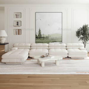 Sofá Seccional Modular ATUNUS de 3 Plazas en Terciopelo Boucle Teddy Color Beige, Estilo Nórdico Minimalista para Sala de Estar, Exhibido en la Feria del Mueble de Milán - Product Image 2