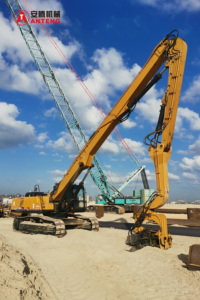 Moteur de pompe à marteau vibrant monté sur excavatrice ANTENG V-550 pour l'installation de pieux de breakwater et de quais d'expansion portuaire, entièrement hydraulique - Product Image 4