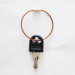 YIWANG - Llavero de Alambre de Acero Inoxidable con Cierre de Rosca Naranja - Product Image 5