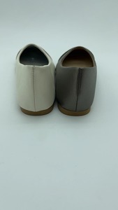 Venta directa de fábrica al por mayor, ZAPATOS <span class=keywords><strong>BARATOS</strong></span> para caminar, informales, de cuero PU, zapatos perezosos simples, zapatos planos de verano suaves y cómodos para mujer C - Product Image 5