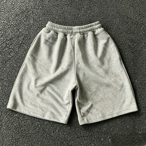 Shorts en coton tricoté de couleur unie pour hommes, décontractés, avec cordon de serrage à la taille, gris - Product Image 2