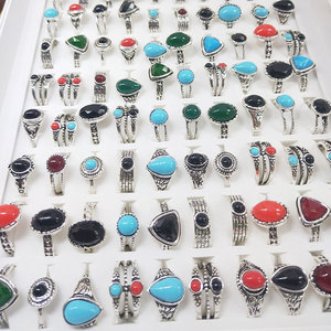 Großhandel Ins Mixed Lot Ringe Böhmischer Schmuck Oval Rechteck Dreieck Form Bunte Kristall Naturstein Ringe - Product Image 2