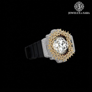 Montre de qualité supérieure en diamant moissanite, cadran noir, pour les fêtes, les tenues décontractées et le style urbain, en vente - Product Image 1