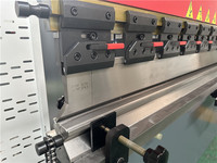 Presse plieuse à segments 125T2500 E22 WC67K NC