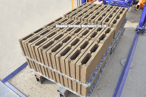 <span class=keywords><strong>QT8</strong></span>-15 Vollautomatische Ziegelherstellungsmaschine Hydraulische Vibrations-Betonblockformmaschine Blockherstellungsanlage - Product Image 5