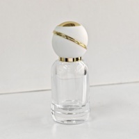 30ml 50ml 100ml Farbige Glas-Parfümflasche mit Kugelkappen