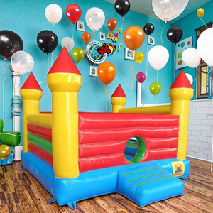 <span class=keywords><strong>Il</strong></span> Piccolo Castello Gonfiabile 3x3m in PVC è Facile da Montare per Uso Esterno, Adatto a 5 Bambini - Product Image 5