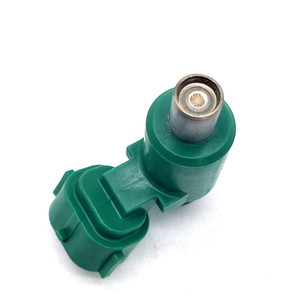Buse de pulvérisation d'injecteur de carburant pour moto, deux trous <span class=keywords><strong>110CC</strong></span>, accessoire de modification de pièce de rechange pour <span class=keywords><strong>scooter</strong></span> <span class=keywords><strong>Suzuki</strong></span> - Product Image 1