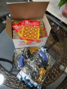Capsules de pistolet en plastique, accessoires de feux d'artifice, accessoires de pétards, capsules à anneau à pression en vrac pour les célébrations de fête et les événements festifs - Product Image 3