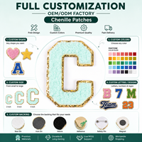Großhandel Maßgefertigte Chenille-Buchstaben-Aufnäher Weiche Mintgrüne Varsity-Abzeichen mit Goldmetallic-Rand für Jacken, Taschen, Hüte