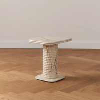 Table console moderne en marbre doré Cammy Stone Sofita pour petits salons et chambres, meubles faits main pour la maison