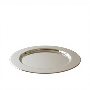 Assiette de service ronde polie en acier inoxydable moderne et écologique pour buffet, vente en gros pour restaurants et hôtels - Product Image 1