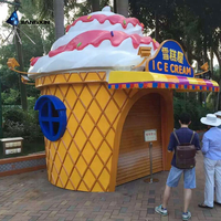 Ice Cream Shop Sculpture-Maison de desserts surdimensionnée avec fenêtres bleues pour parcs à thème et centres commerciaux