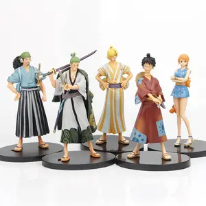  Produk penjualan terbaik 2023 grosir OEM Pvc vinil pu mainan kostum dekorasi Luffy figur Zoro Anime Manga Nami