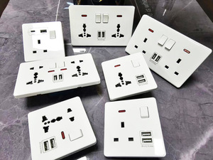 Enchufe de 13A conmutado estándar del Reino Unido con 2 puertos USB, panel de PC esmerilado gris Iluminación eléctrica Enchufes de interruptores de pared - Product Image 6