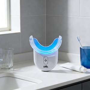 Kit de Blanchiment Dentaire Professionnel Sans Fil à 32 Lampes (Rayons Bleus-Rouges) avec Formule Blanchissante, Boîte Cadeau Marque Blanche - Product Image 4
