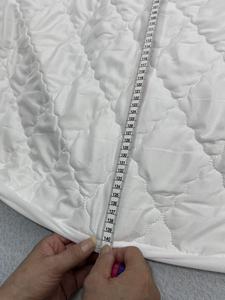 China Factory <strong>Wholesale</strong> Anti-Bacterial Waterproof <strong>Mattress</strong> <strong>Protector</strong> Adult Bed Matt in Plain Style for Hospital Use - Product Image 3