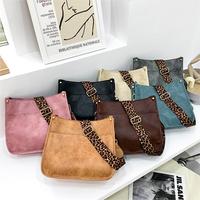 Sangle de guitare sac à main imprimé léopard tournesol vache à la mode Vegan PU cuir épaule Messenger sac à bandoulière rétro femmes sac seau