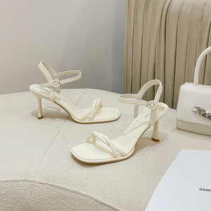 Sandalias de Tacón Alto de 7CM con Diseño Minimalista Verde 2024, Sandalias de Verano para Mujer con Tiras Cruzadas Finas y Punta Abierta con Hebilla - Product Image 3