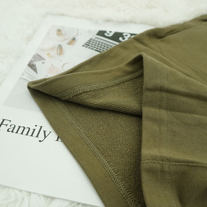 กางเกงขาสั้นผ้ายืดหยุ่นสำหรับผู้ชายปรับแต่งได้ปรับแต่ง100% ได้ผ้าฝ้ายนิ่มทรงหลวมสไตล์ลำลองทอแบบผูกเชือกระบายอากาศได้ดีสำหรับใช้งานกลางแจ้ง - Product Image 6