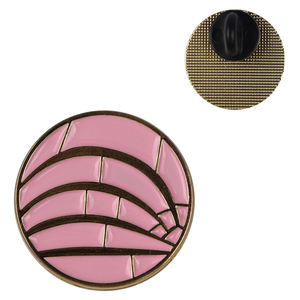 Épingle en émail <span class=keywords><strong>Manga</strong></span> pour sacs à dos, accessoires, broches sur vêtements, cadeau mignon pour femmes - Product Image 3