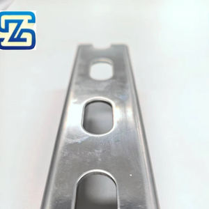 Fente solide C canal jambe de force Unistrut <span class=keywords><strong>acier</strong></span> canal profil <span class=keywords><strong>Dimensions</strong></span> fabricant prix usine - Product Image 1