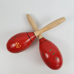 Mini maracas pour bébés et tout-petits, instrument de musique en bois rouge avec motif floral pour l'éducation musicale précoce et la préhension - Product Image 1