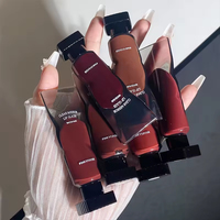 Gloss à lèvres hydratant effet radiant, couleur estivale, tube personnalisable
