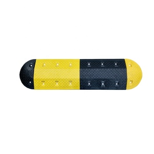 แผ่นกั้นความเร็วพลาสติกขนาด 500*350*40 มม. - Product Image 1