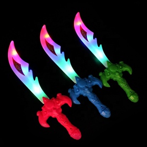 Espada Luminosa de Plástico con Música y Luces de Colores para Niños, Cuchillo de Juguete con Cuchilla Intermitente y Sonidos, Seguro para Regalo o Juego - Product Image 1