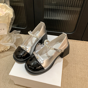 Los Nuevos <span class=keywords><strong>Tacones</strong></span> Altos de Plataforma Retro Franceses de 2026 Son Imprescindibles para Combinar <span class=keywords><strong>con</strong></span> Faldas - Product Image 4