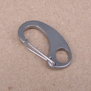 Mosquetón de Acero <span class=keywords><strong>Inoxidable</strong></span> de Alta Calidad con Forma de Huevo de 4 cm, con Acabado Liso en Plata/Negro - Product Image 2