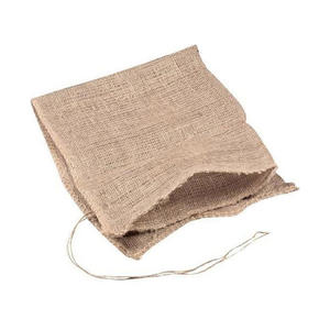 Saco de arena de yute de grado táctico diseñado para uso en campo, barreras contra inundaciones y proyectos de estabilización rápida de paisajes. - Product Image 1