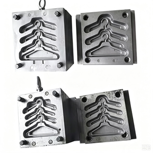 Macchina per Iniezione Plastica 165T con Sistema Idraulico <span class=keywords><strong>Servo</strong></span> per la Produzione di <span class=keywords><strong>Appendiabiti</strong></span> Multifunzionali per la Casa - Product Image 3