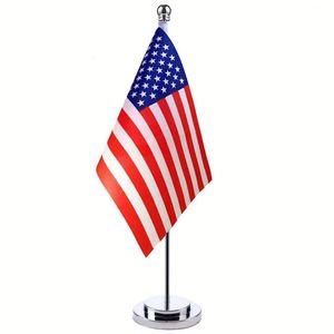 Support de drapeau de table promotionnel haut de gamme, base robuste, en polyester, avec logo personnalisé, pour bureau et salle de réunion - Product Image 1
