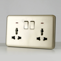 Prise universelle double 13A FM à double interrupteur, standard britannique, avec ports USB-C pour éclairage néon et usage domestique