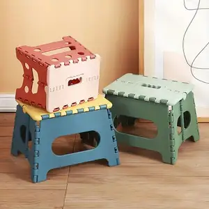 하이 퀄리티 저렴한 가격 뜨거운 판매 접이식 현대 스타일 플라스틱 PP 쌓을 수있는 발판 작은 어린이 정원 접이식 의자