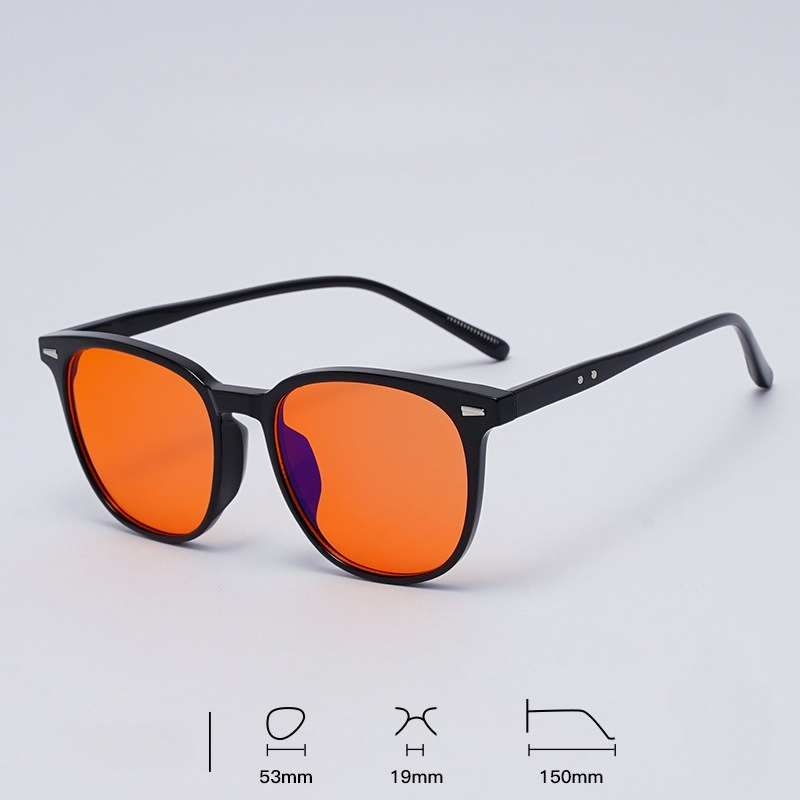 สีดำสว่างพร้อมเลนส์สีส้ม