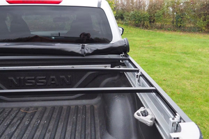 Cubierta Enrollable para <span class=keywords><strong>Camioneta</strong></span>, Cubierta Retráctil para Plataforma de Carga con Operación de Bloqueo para NP300 y <span class=keywords><strong>Hummer</strong></span> EV 2025 - Product Image 6