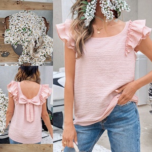 เสื้อเบลาส์ผู้หญิงสไตล์ลำลองสำหรับฤดูร้อน ดีไซน์ทันสมัย ผ้าถักเนื้อสัมผัสพิเศษ แต่งโบว์ผูกโบว์ แขนระบายแบบปีกผีเสื้อ สินค้ามาใหม่ ขายส่ง - Product Image 3