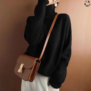 Женский свитер в корейском стиле на осень-зиму, без этикетки, универсальный однотонный свободный пуловер-рубашка - Product Image 4