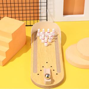 ชุดเกมโบว์ลิ่งขนาดเล็กบอร์ดไม้แบบตั้งโต๊ะพร้อมตรอกยิงขนาดเล็กสำหรับโต๊ะทำงานโต๊ะของเล่นเพื่อการศึกษา - Product Image 3