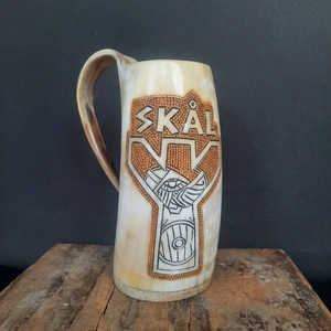 Vente en gros de tasses en corne naturelle artisanales, tasses en corne de buffle pour la collection de bar à domicile - Product Image 1