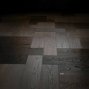 Plancher en bois d'ingénierie multicouche à chevrons larges, chêne blanc européen, motif incrusté, planchers en bois massif - Product Image 3