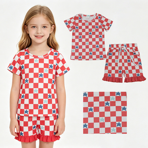 En stock: Conjunto de ropa para niñas con estampado de estrellas a cuadros para el 4 de julio, atuendo infantil al por mayor, ropa linda de moda nueva para bebés y niños pequeños de fábrica. - Product Image 1