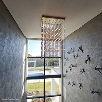 Lustre LED personnalisé à barres verticales en acrylique à points, suspension pour plafond haut, idéal pour hall d'hôtel et projets d'éclairage de villa