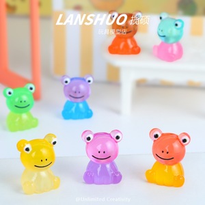 Kit de Création DIY Rainbow Candy : Pendentif Porte-clés en Résine en Forme de Grenouille Colorée, Figurine d'Animal de Dessin Animé, Art et Artisanat de Collection - Product Image 3